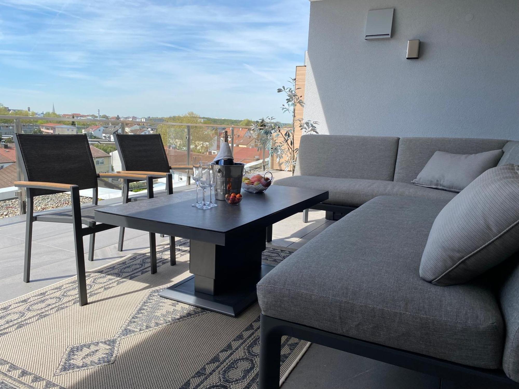 Penthouse-Appartement mit Alpenblick Friedrichshafen Exterior foto